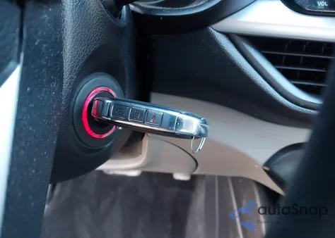 2021 Kia Forte Lxs из США, поврежденный, VIN 3KPF24AD4ME330623